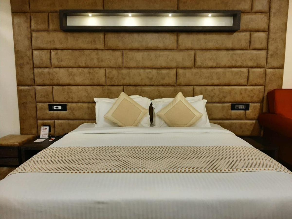 Park Avenue And Resorts Sikar Exterior foto